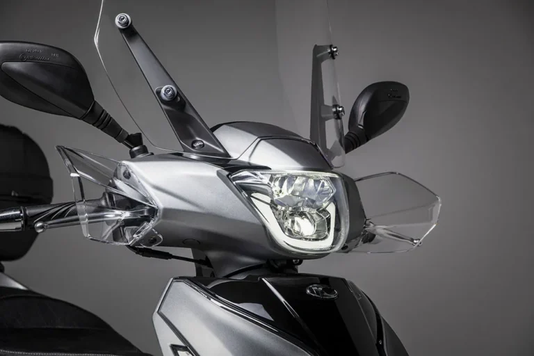 Kymco-PeopleS125-Detail-1