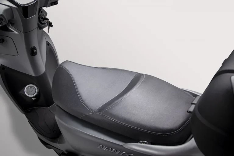 Kymco-PeopleS125-Detail-13