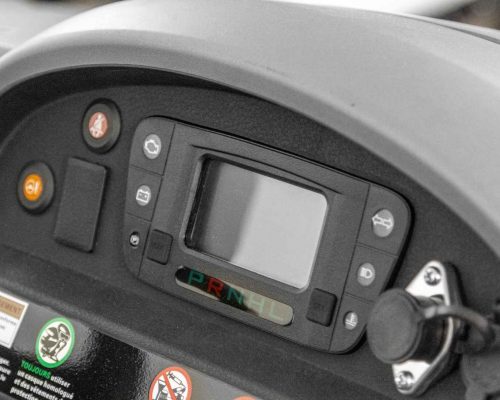 UXV 700i Dash