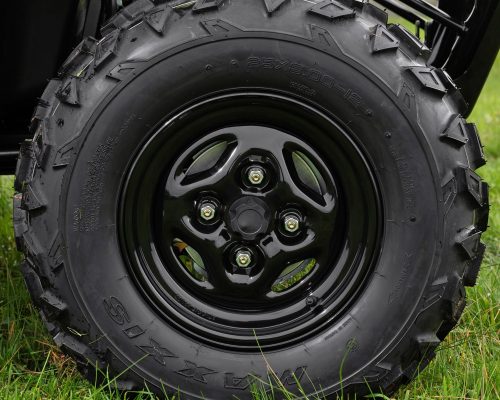 UXV 700i Tire